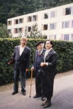 Horst Eisel und Shalom Ben Chorin und dessen Gattin auf dem Weg zu Speisesaal 12.6.1988 HDH 