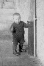 "Die ersten Schritte ins feindliche Leben"